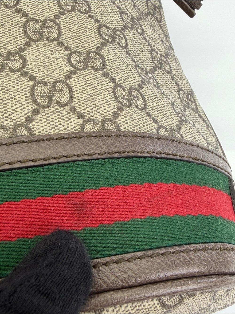 Gucci GG Supreme Medium Ophidia Bucket Bag - Picture 8 of 12